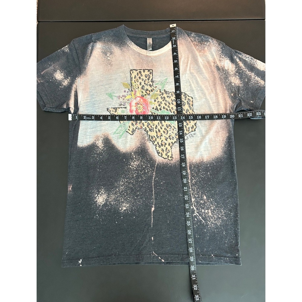 Next Level Rebel Rose Texas Leopard Floral Bleached Graphic T-Shirt Gray L 1357 - Picture 5 of 7